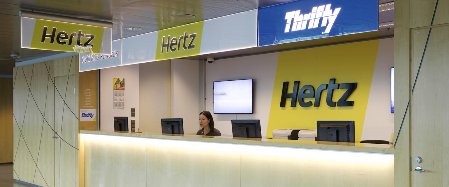 hertz quad cities airport